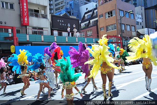 [東京] 淺草森巴舞祭-2012年紀錄照片欣賞~日本最大型的森巴遊行活動、熱鬧非凡、超HIGH超火辣的淺草森巴嘉年華(浅草サンバカーニバル、ASAKUSA Samba Carnival)