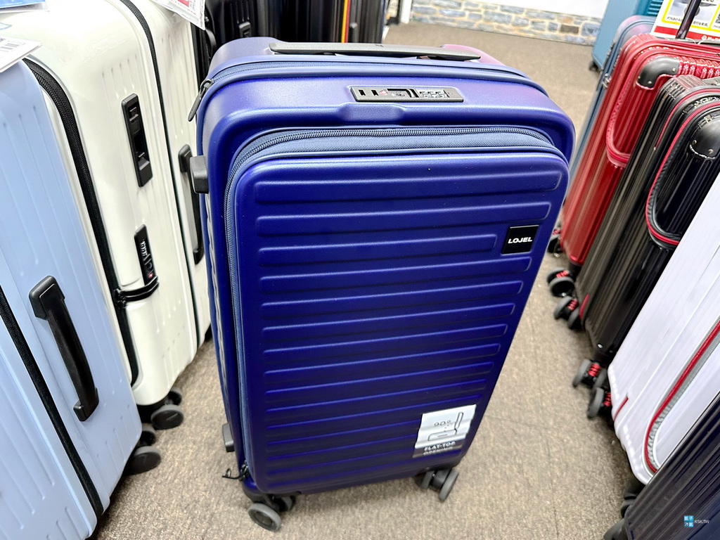 日本購買LOJEL行李箱去哪買？與台灣的價差？Bic Camera就可買到，記得使用優惠券做折抵~