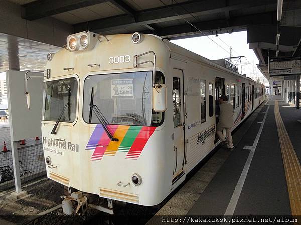 [上高地。交通攻略] 松本到上高地《松本~上高地往復乗車券》利用「松本電鐵~上高地線」實際走訪給您看!