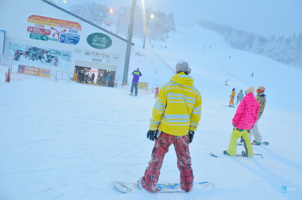 DSC_2255 新潟滑雪.jpg